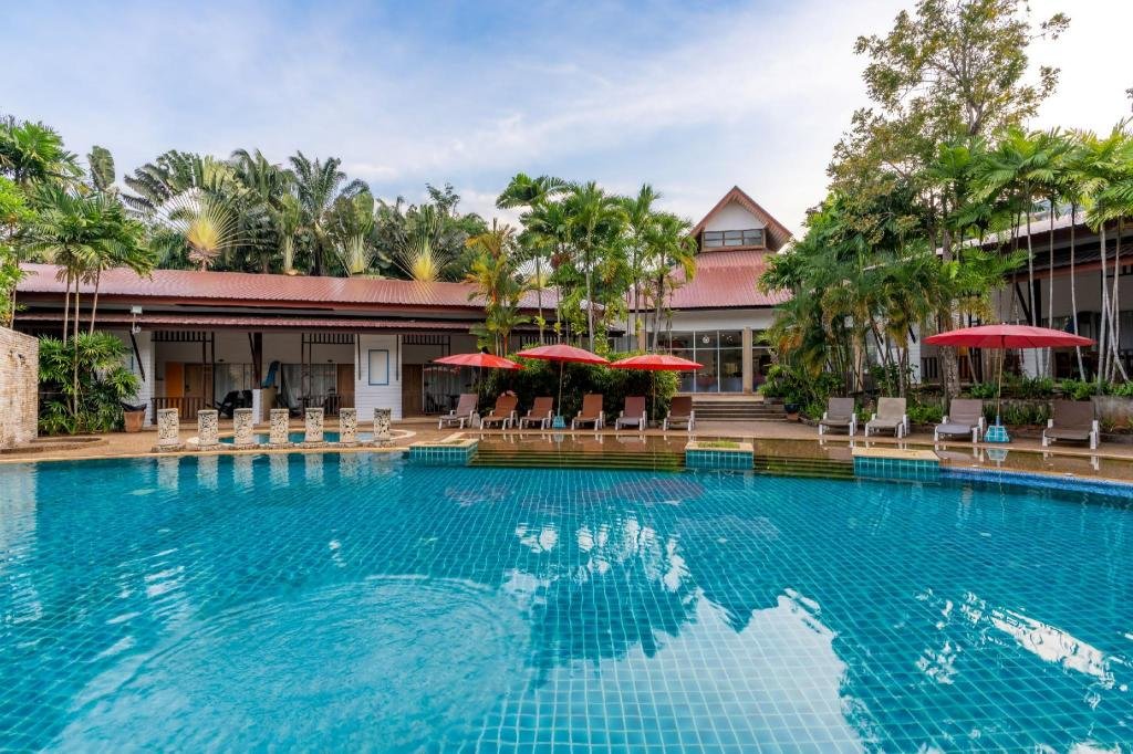 Swimming pool [outdoor], Ao-Nang Timber House in Krabi