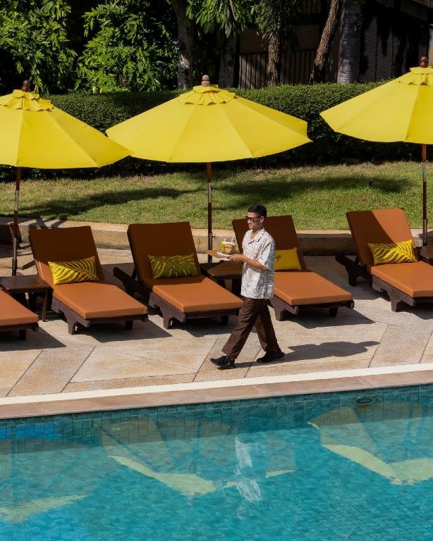 Swimming pool, Pakasai Resort in Krabi