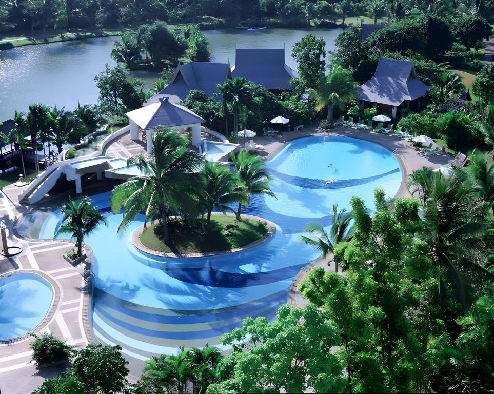 Maritime Park & Spa Resort